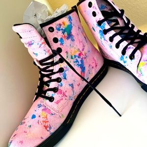 Dr martens pink suede